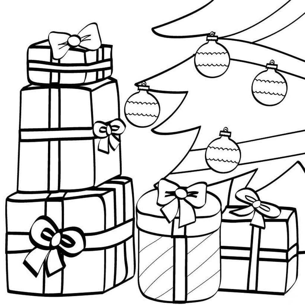 Muchos regalos debajo del árbol.
