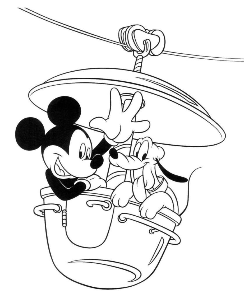 Mickey Mouse y Pluto en las atracciones