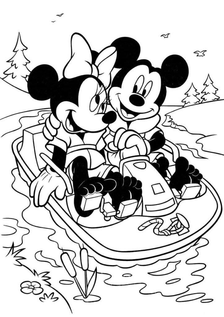 Mickey y Minnie en un barco