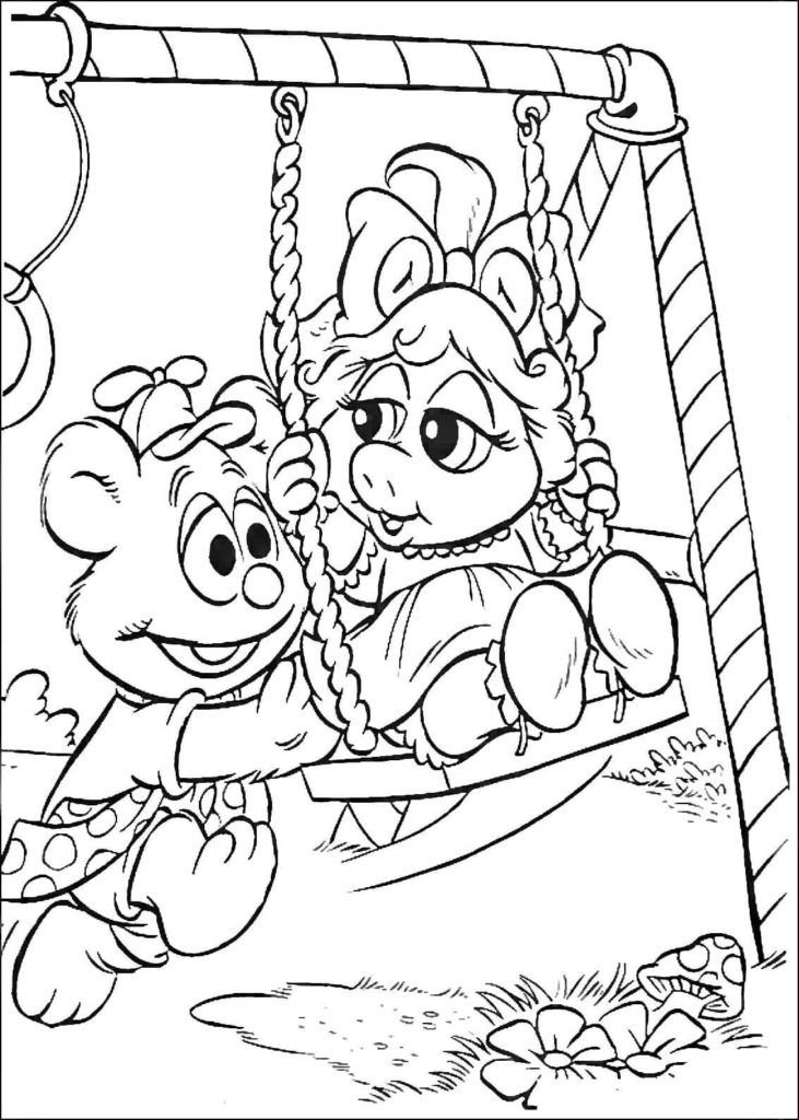 Fozzie the Bear y Miss Piggy en el columpio