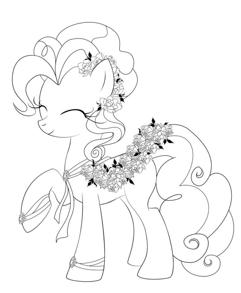 Pinkie Pie con un vestido con flores