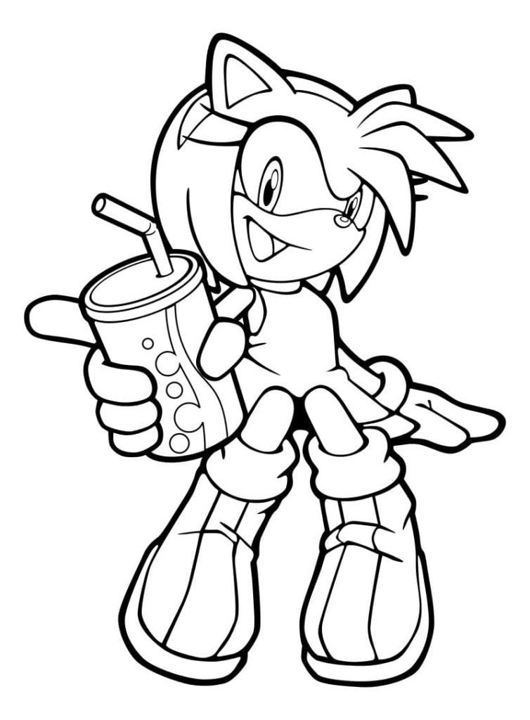 Amy Rose con una lata de jugo