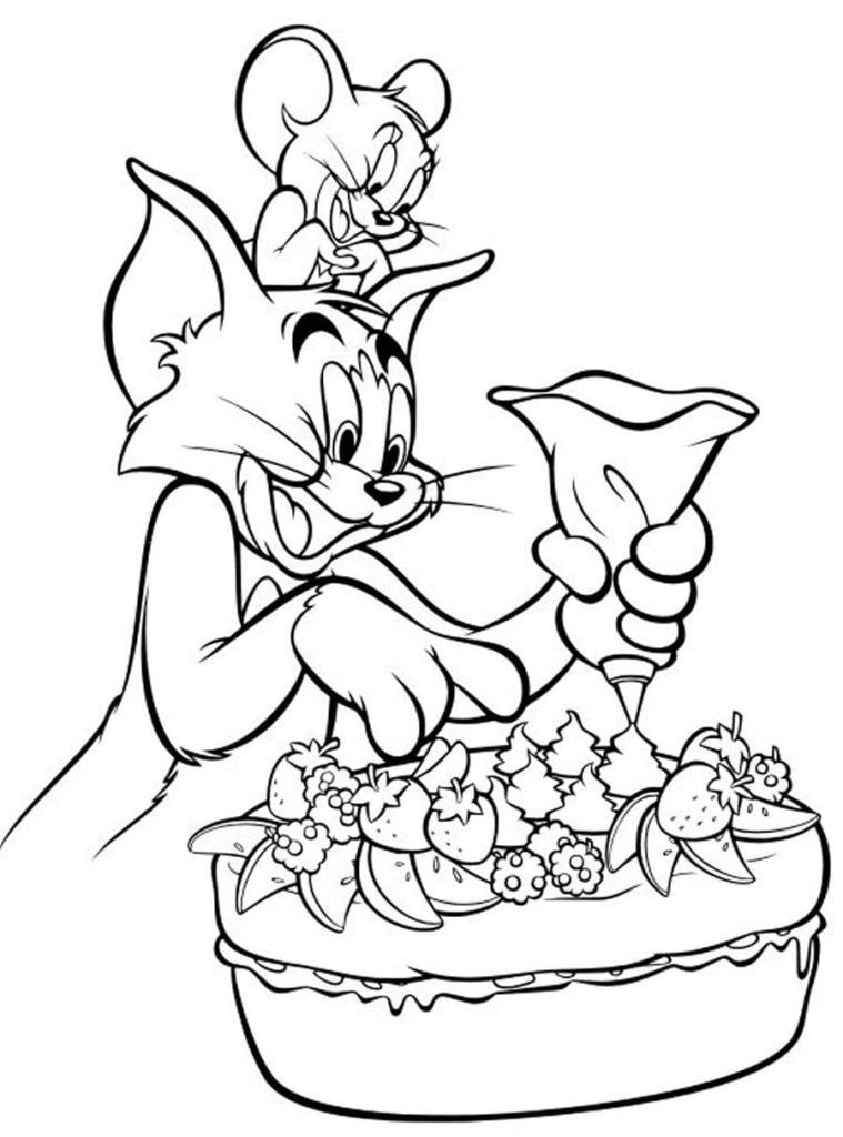 Tom y Jerry están haciendo un pastel