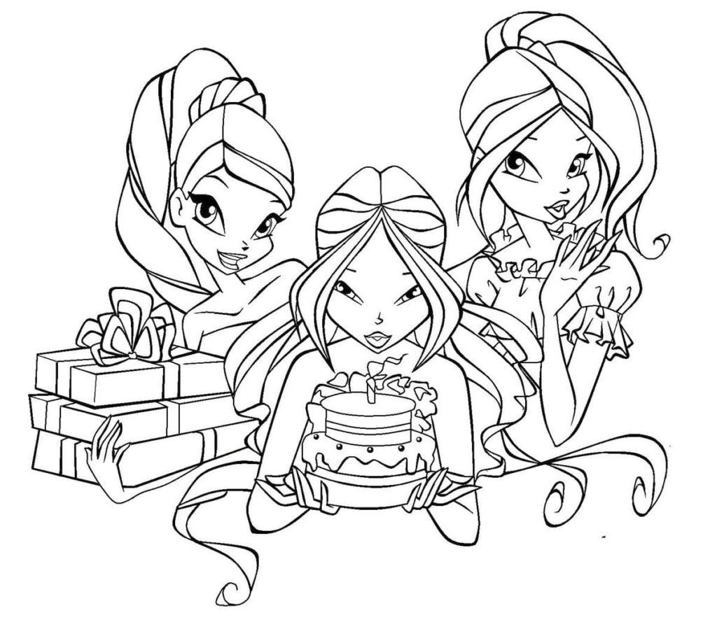 Winx con un pastel de cumpleaños