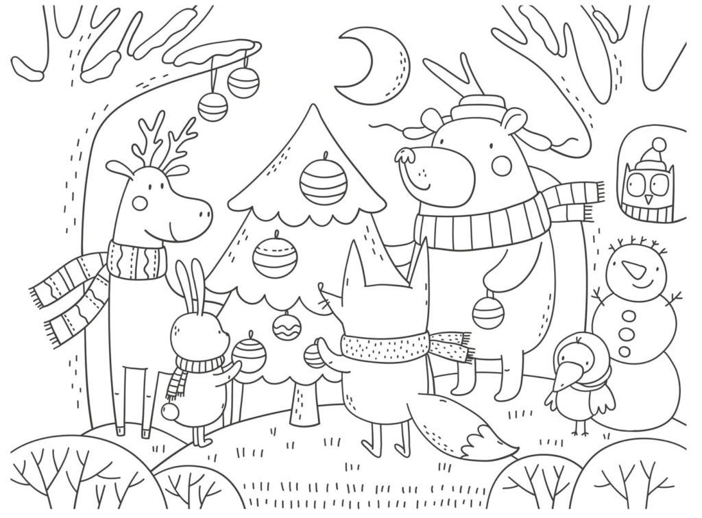 Los animales decoran el árbol de Navidad